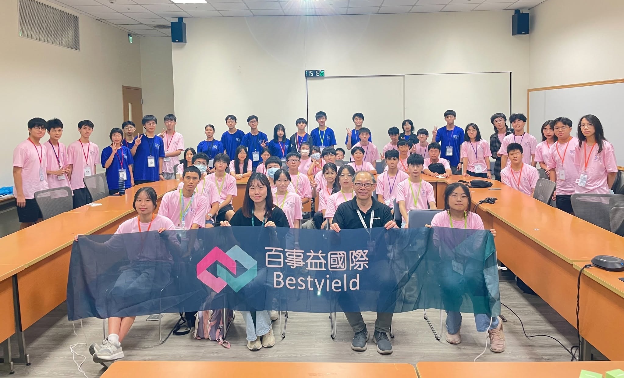 建中電研&北一資研參訪電腦醫生 探索 AI 科技與循環經濟