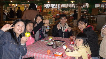 �����[�ݩ�j��