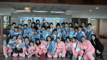 [ݩj
