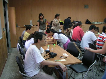 �����[�ݩ�j��